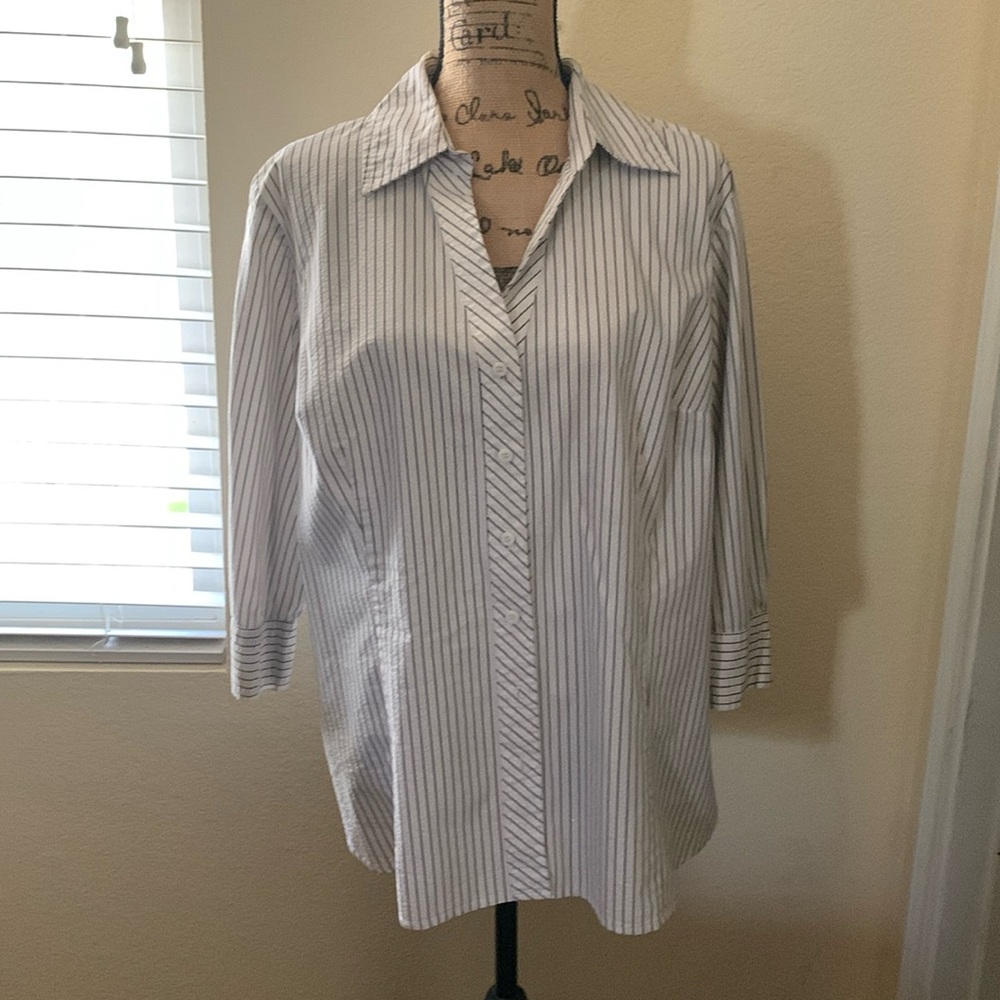 Worthington women’s blouse